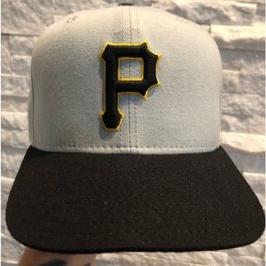 Vintage New Era Pittsburgh Pirates Gray Black and Yellow MLB Baseball Hat